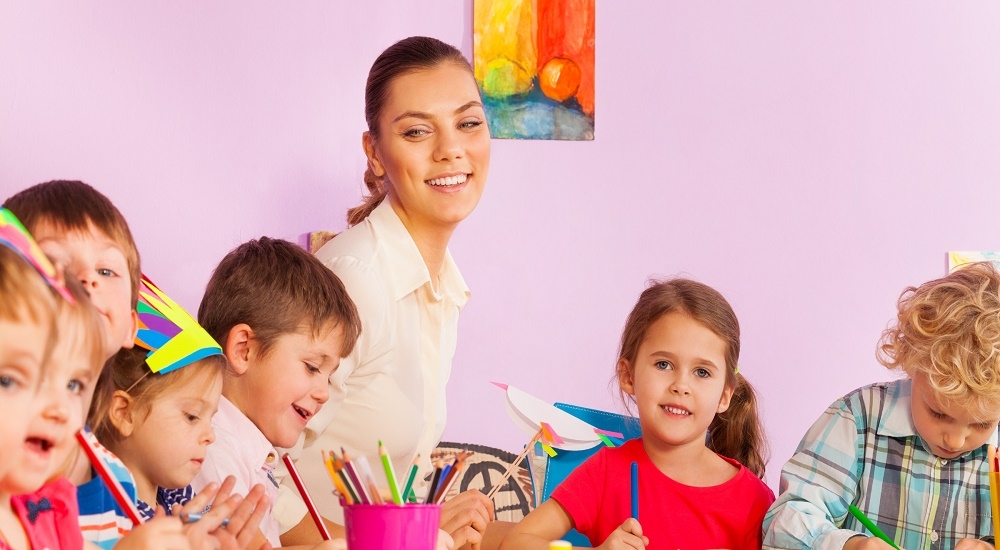 Îngrijitor Copii – Educație Timpurie